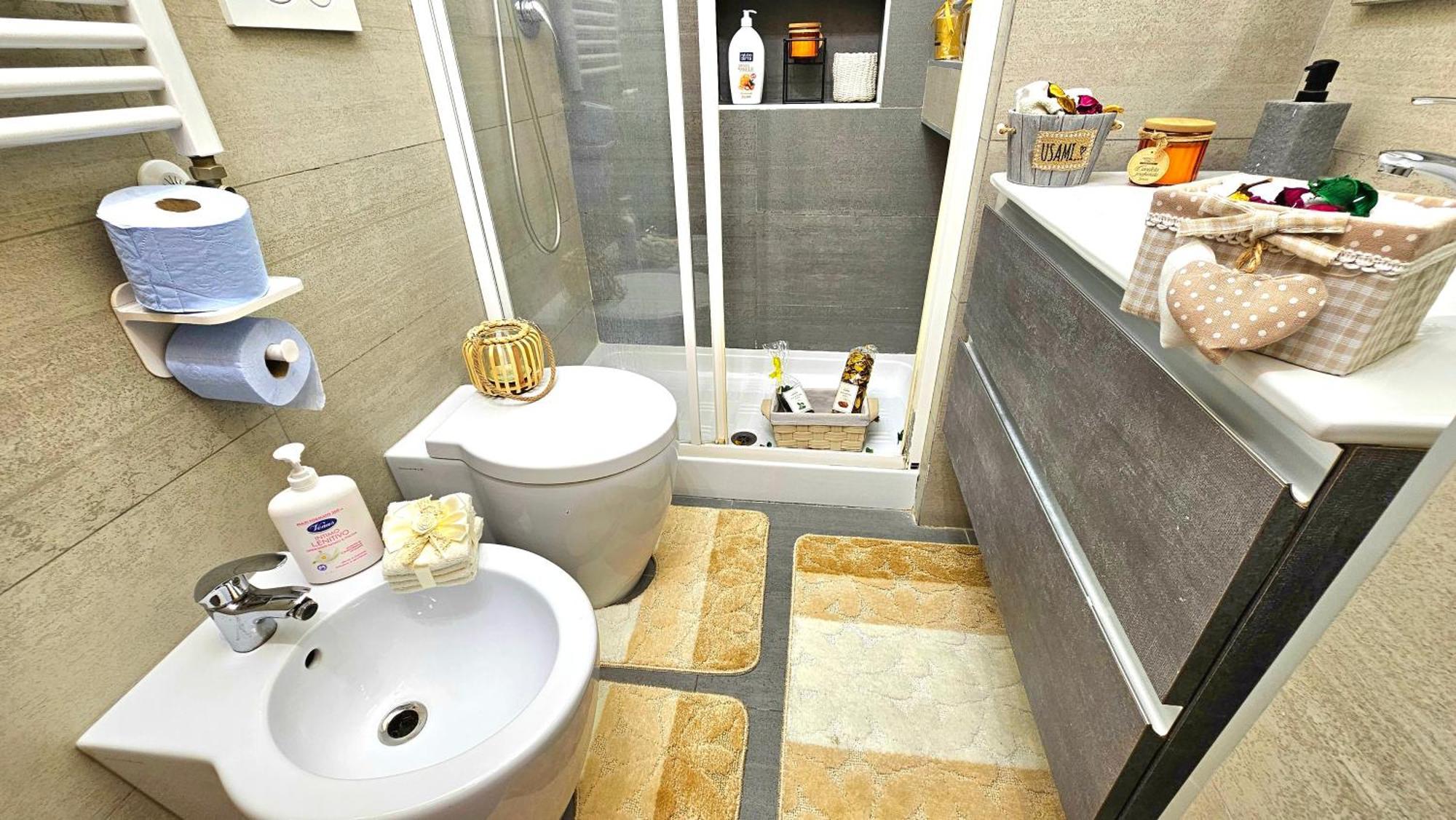 לינה וארוחת בוקר A Casa Simpatia Roma - Free Parking If You Book 4 Nights מראה חיצוני תמונה